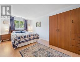 6 FAIRMEADOW DRIVE - 26