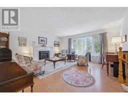 6 FAIRMEADOW DRIVE - 8