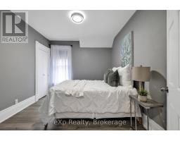 174 WILLIAM STREET - 12