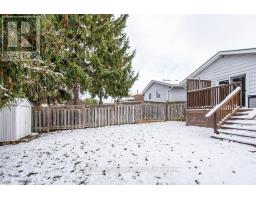 1047 DEVONSHIRE AVENUE - 11