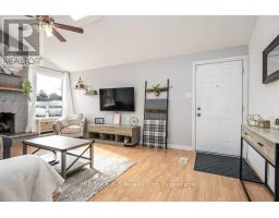 1047 DEVONSHIRE AVENUE - 13