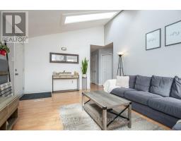 1047 DEVONSHIRE AVENUE - 16