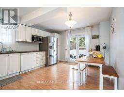 1047 DEVONSHIRE AVENUE - 18