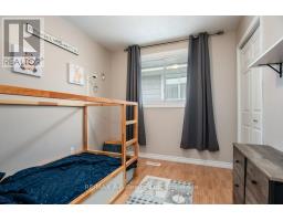 1047 DEVONSHIRE AVENUE - 26