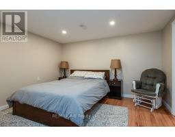 1047 DEVONSHIRE AVENUE - 37