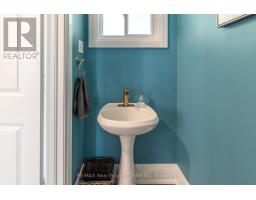 34 WOODRIDGE DRIVE - 22