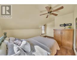 690 WALLACE AVENUE S - 35