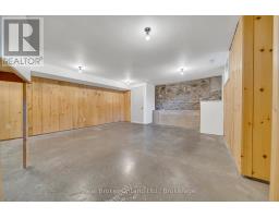 690 WALLACE AVENUE S - 39