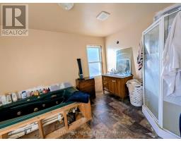 80 JOSEPH STREET - 16