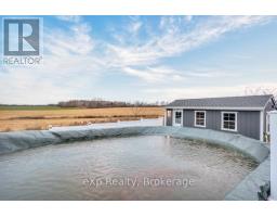 3 MORNING GLORY DRIVE - 36