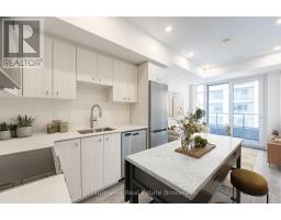 1601 - 15 WELLINGTON STREET S - 12