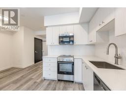 1601 - 15 WELLINGTON STREET S - 13