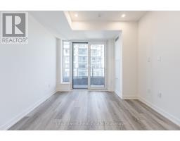 1601 - 15 WELLINGTON STREET S - 16