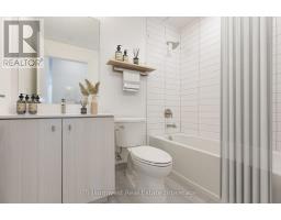 1601 - 15 WELLINGTON STREET S - 31