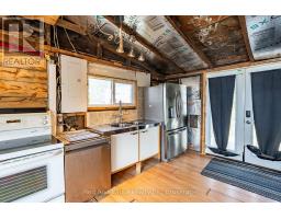 22 ERIEVIEW LANE - 12