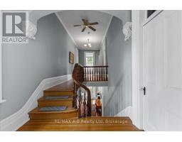 126 JOHN STREET N - 17