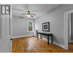 126 JOHN STREET N - 18