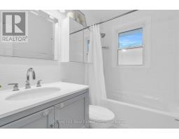 239 CLARKE STREET N - 14