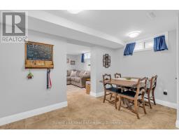 239 CLARKE STREET N - 23