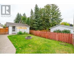 239 CLARKE STREET N - 38