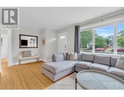 239 CLARKE STREET N - 7