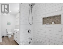 296 HURON STREET - 24