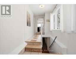 296 HURON STREET - 27