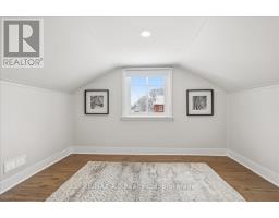 296 HURON STREET - 31