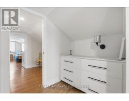 296 HURON STREET - 33