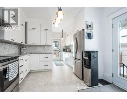 2 LOVEYS STREET E - 23