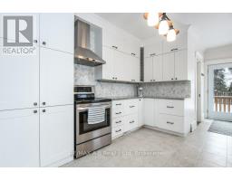 2 LOVEYS STREET E - 24