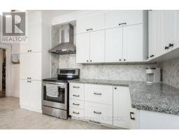 2 LOVEYS STREET E - 25