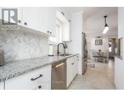 2 LOVEYS STREET E - 28