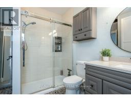 2 LOVEYS STREET E - 38