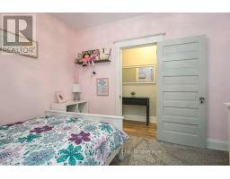 2 LOVEYS STREET E - 41