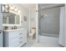 2 LOVEYS STREET E - 42