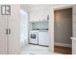 2 LOVEYS STREET E - 43