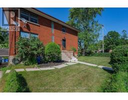 228 CONNAUGHT STREET - 2