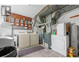 228 CONNAUGHT STREET - 27