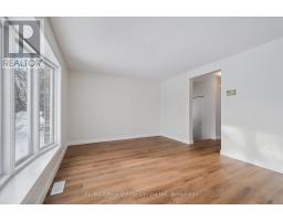 896 ELGIN STREET N - 14