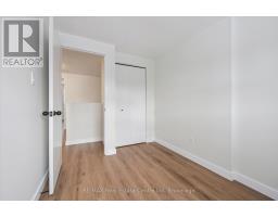 896 ELGIN STREET N - 21