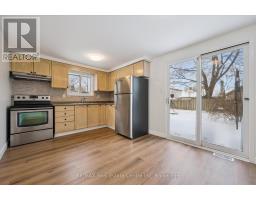 896 ELGIN STREET N - 8