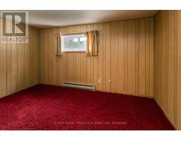 70 BEDFORD DRIVE - 17