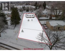 70 BEDFORD DRIVE - 26