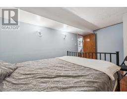 378 WEST ACRES DRIVE - 27