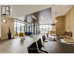 605 - 108 GARMENT STREET - 11