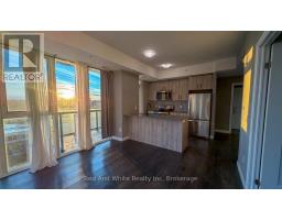 605 - 108 GARMENT STREET - 33