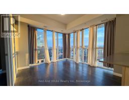 605 - 108 GARMENT STREET - 34