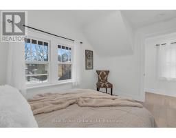 445 MOORE STREET - 24