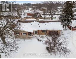 324 HURON ROAD - 41